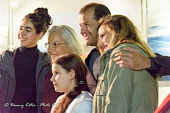 האמנית דניאלה פז אורה בערב השקת הספר ברכת הנהר